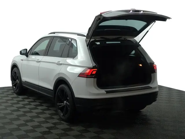 Volkswagen Tiguan 1.4 TSI ACT R Line Aut- 2017 Benzine 29