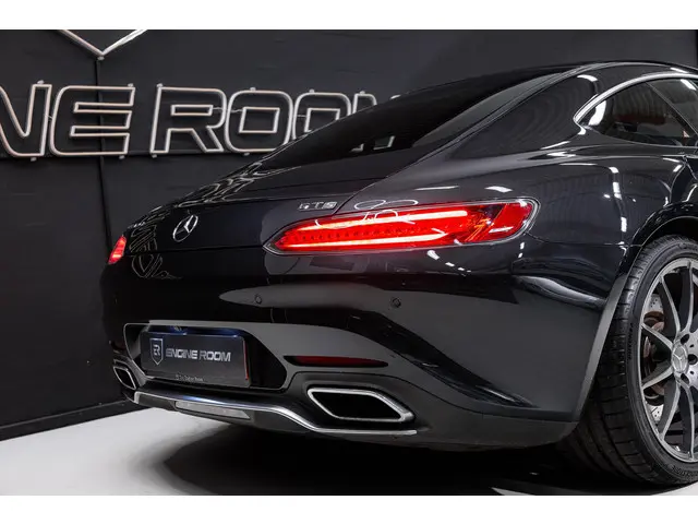 Mercedes-Benz AMG GT 4.0 S 2015 Benzine 16