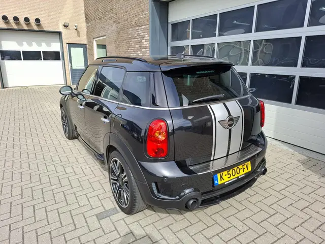 MINI Countryman Mini 1.6 Cooper S Chili JCW 2016 Benzine 28