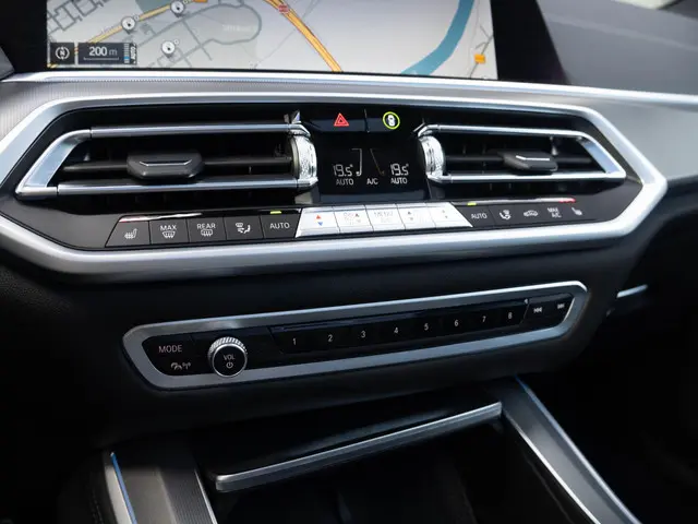 BMW X5 xDrive45e 2022 Hybride Benzine 31