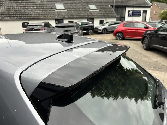 Peugeot 208 1.2 Style 2025 Benzine 36