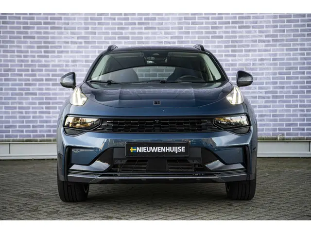 Lynk & Co 01 1.5 2025 Hybride Benzine 8