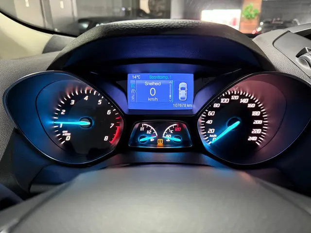 Ford Kuga | 1.5 Titanium | 2016 Benzine 16