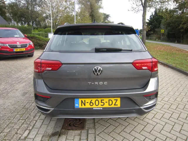 Volkswagen T-Roc 1.0 TSI Style navi 2021 Benzine 5