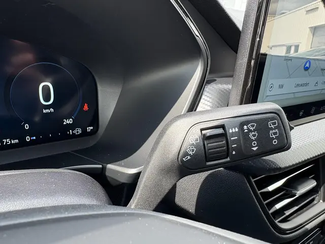 Ford Kuga 2.5 PHEV ST-Line X 2025 Hybride Benzine 26