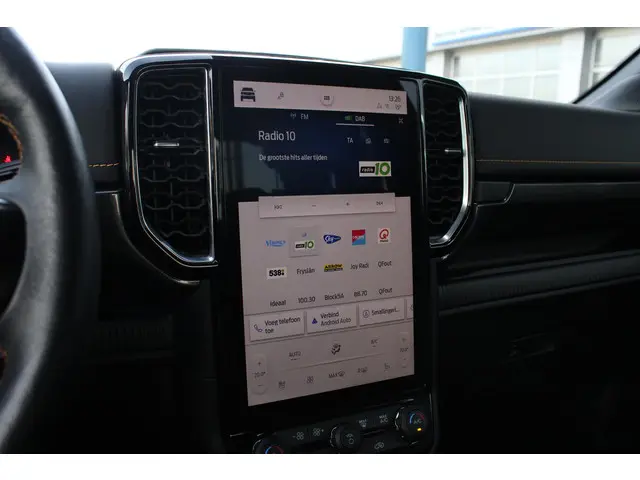 Ford Ranger 2.0 Super Cab EcoBlue Wildtrak 2023 Diesel 25