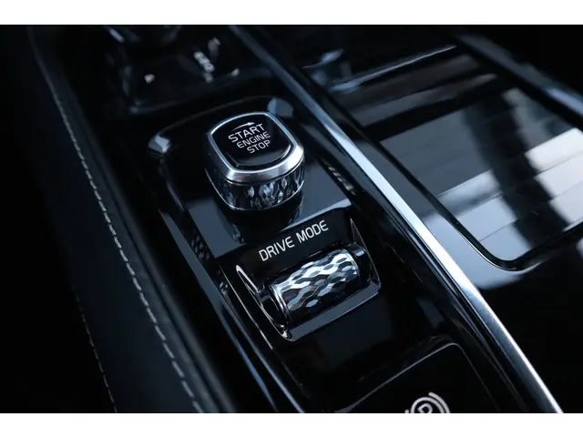 Volvo V90 2.0 T8 AWD Inscription 2019 Hybride Benzine 16