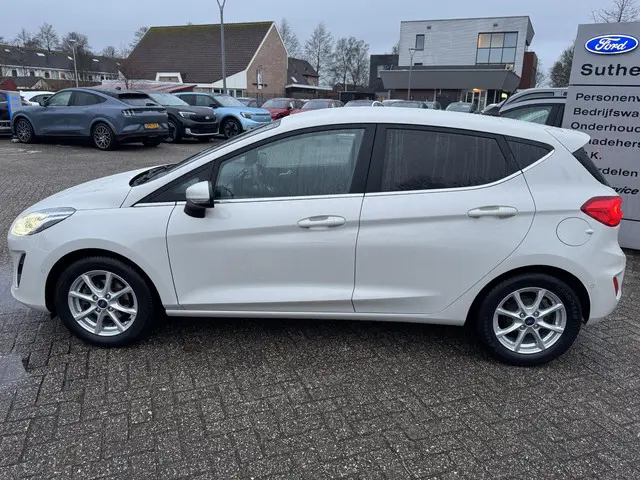 Ford Fiesta 1.0 EcoBoost Titanium 2021 Benzine 6