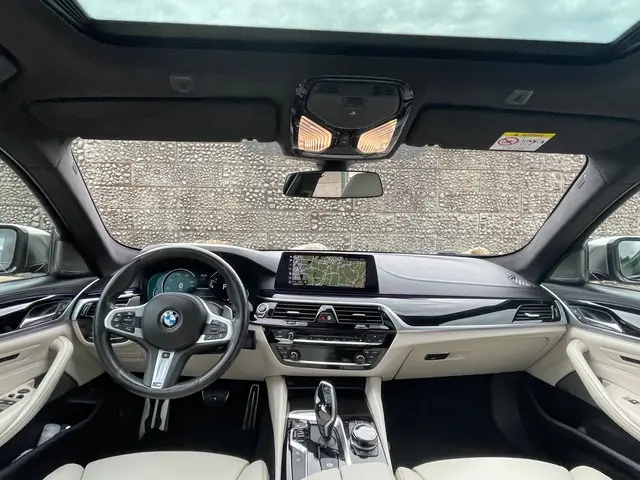 BMW 5 Serie M550d xDrive High Executive 2018 Diesel 11