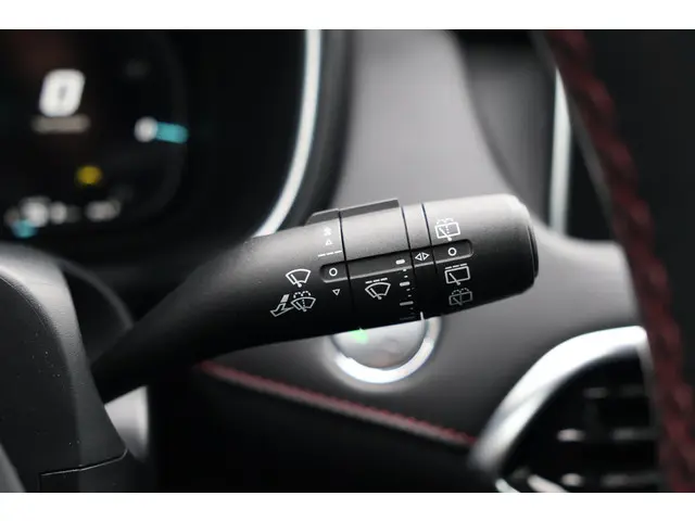 MG EHS 1.5 TGDI Luxury 2022 Hybride Benzine 26