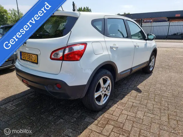 Nissan QASHQAI 1.6 360 2013 Benzine 4