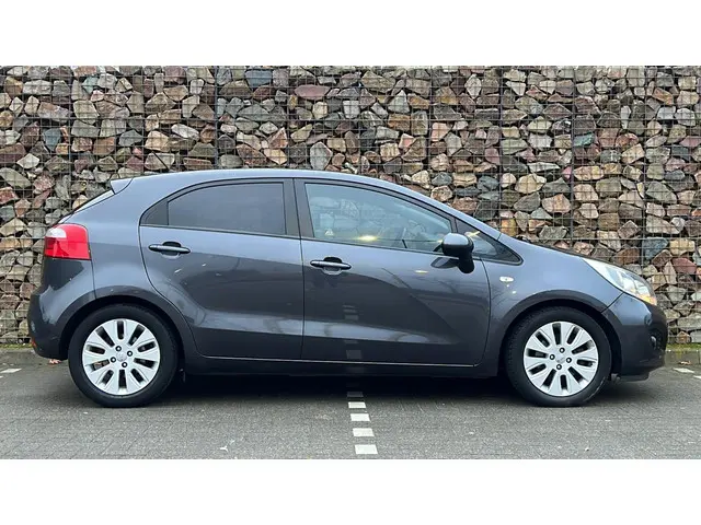 Kia Rio 1.4 CVVT ExecutiveLine 2014 Benzine 5