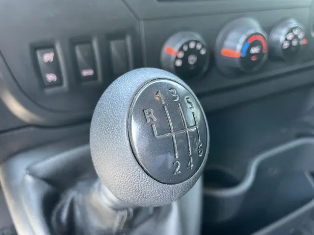 Nissan NV400 2.3 dCi L2H3 Optima 2020 Diesel 19