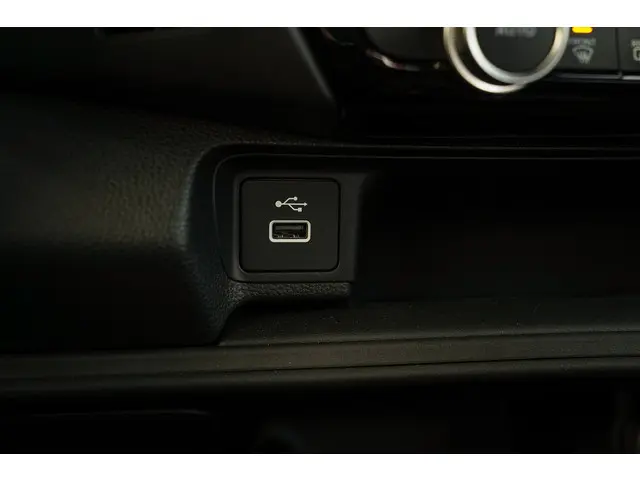 Honda HR-V 1.5i e:HEV ELEGANCE 2022 Hybride Benzine 46