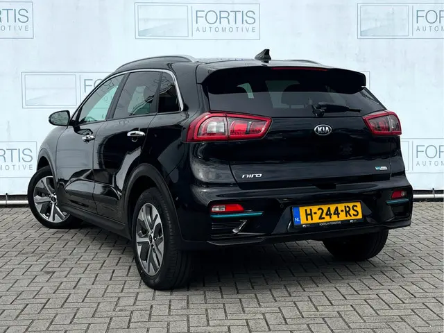 Kia e-Niro ExecutiveLine 64 kWh 2020 Elektrisch 2