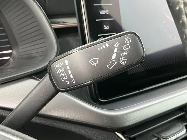 Škoda Kamiq 1.0 TSI Bus.Ed. 2021 Benzine 23