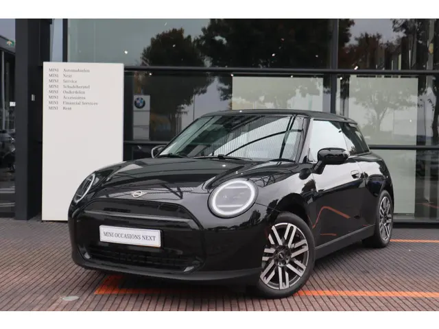 MINI 3-Deurs Cooper E 2025 Elektrisch 17
