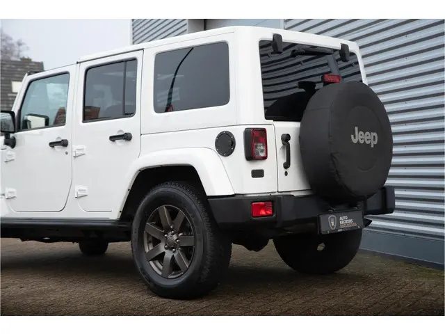 Jeep Wrangler Unlimited 3.6 Golden Eagle 2019 Benzine 29