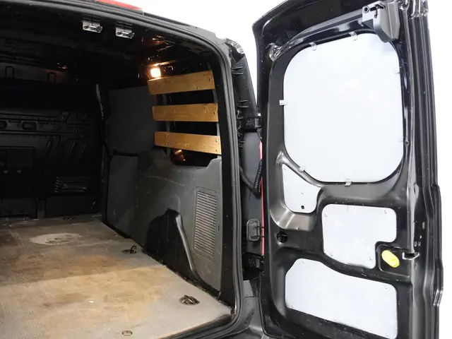 Ford Transit Connect 1.5 EcoBlue L2 Trend 2023 Diesel 36