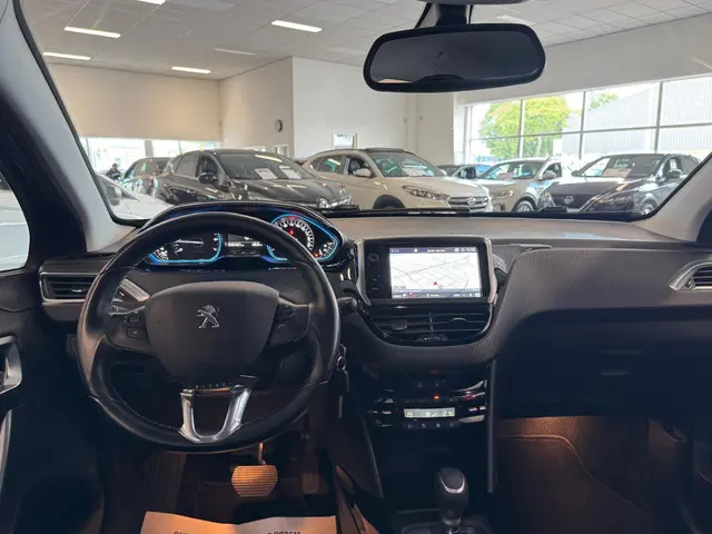 Peugeot 2008 1.2 PureTech Allure 2018 Benzine 13
