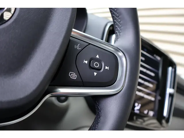 Volvo XC40 T4 Recharge Inscription 2022 Hybride Benzine 28