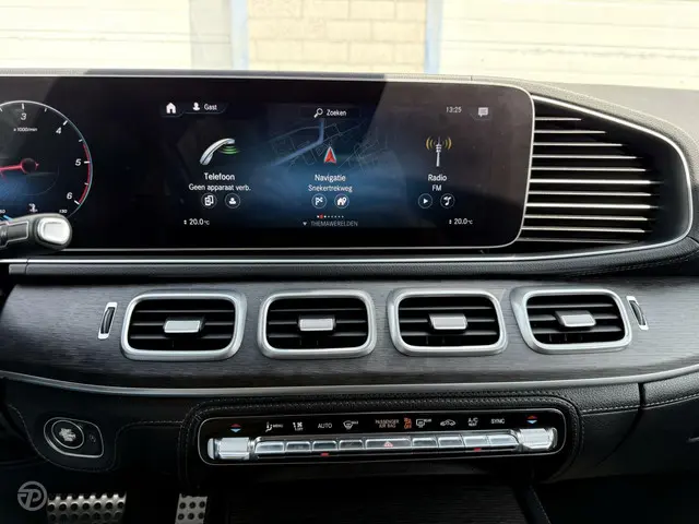 Mercedes-Benz GLE 300 d 4MATIC Premium Plus 2019 Diesel 17