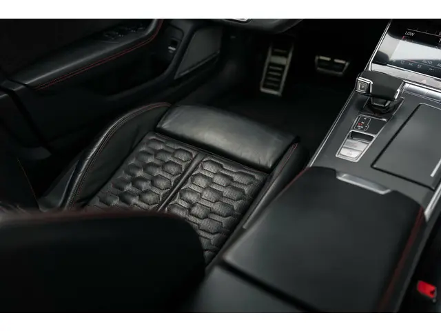 Audi RS6 A6 Avant TFSI quattro 2019 Benzine 72