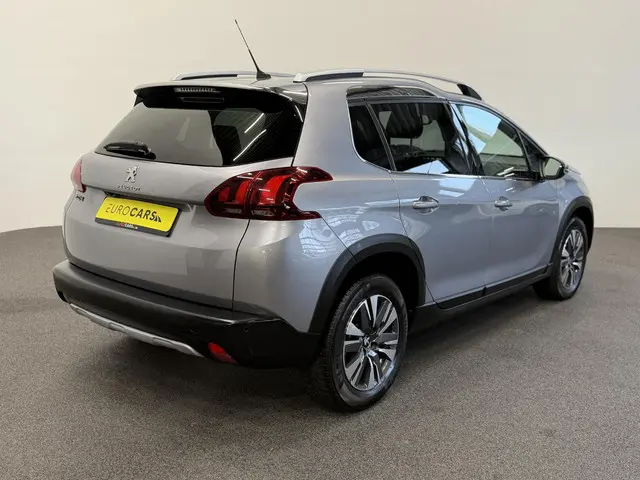 Peugeot 2008 1.2 PureTech Allure 2019 Benzine 6