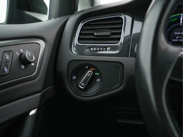 Volkswagen e-Golf E-DITION 2020 Elektrisch 19