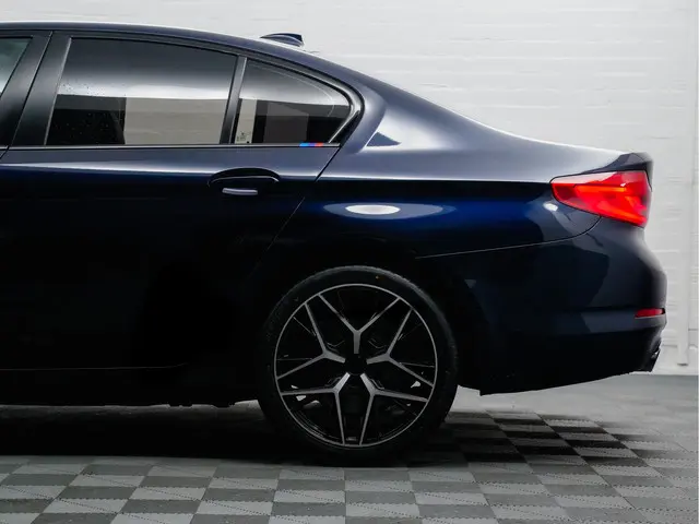 BMW 5 Serie 520D Sedan M Sport 191pk Aut- 2017 Diesel 16