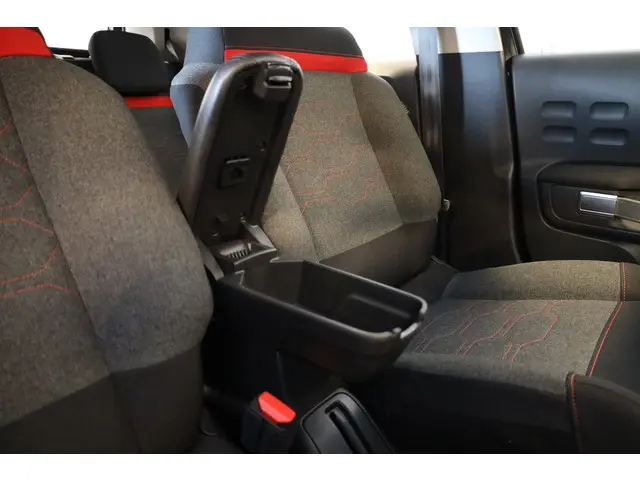 Citroën C3 PT 110 Shine Automaat-6 2019 Benzine 10