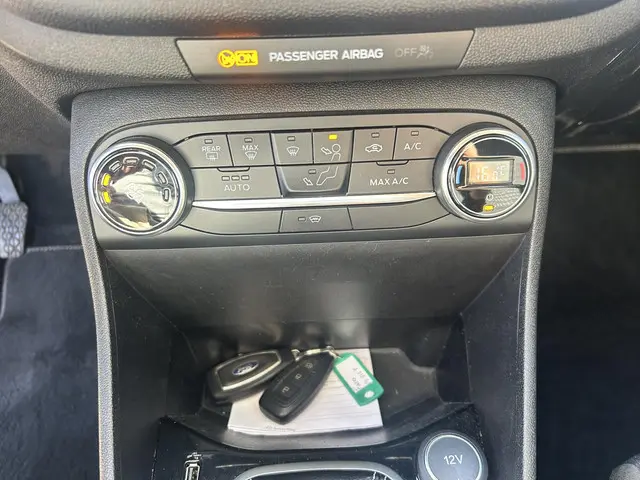 Ford Fiesta 1.0 EcoBoost Titanium 2017 Benzine 16