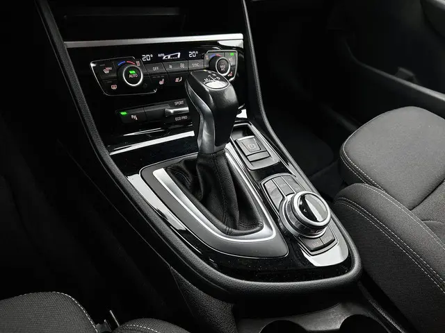 BMW 2 Serie Active Tourer 218i Executive 2017 Benzine 22