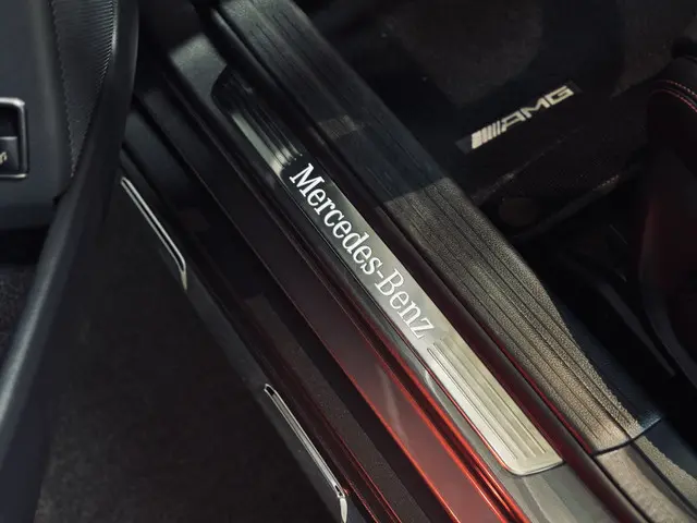 Mercedes-Benz GLA 180 AMG Line 2019 Benzine 13