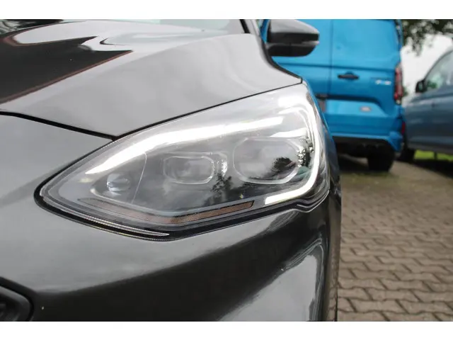 Ford Focus Wagon 2.3 EcoBoost ST-3 2021 Benzine 40