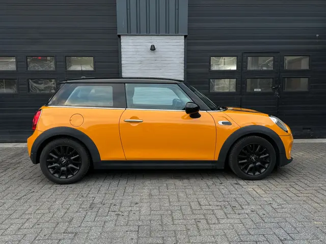 MINI Cooper Mini 1.5 Salt Business 2014 Benzine 18