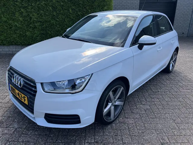 Audi A1 Sportback 1.0 TFSI Sport 2015 Benzine 4