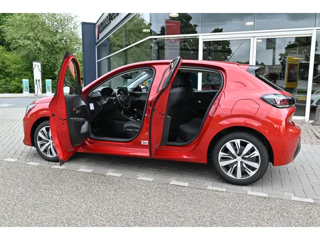 Peugeot 208 1.2 PureTech Active 2020 Benzine 12