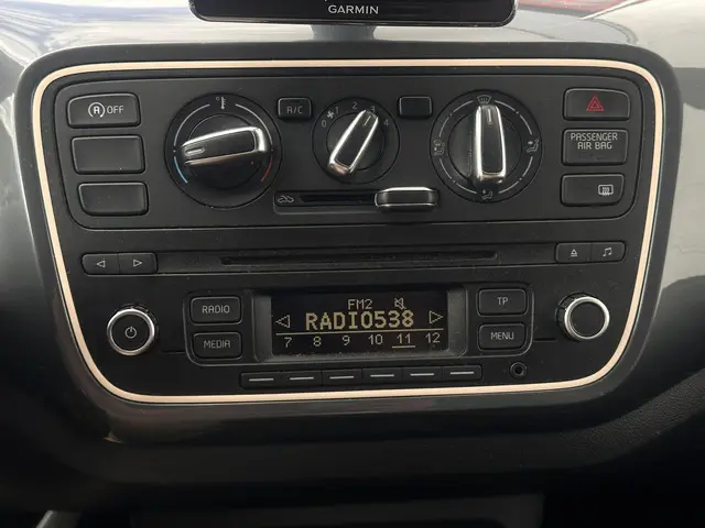 SEAT Mii 1.0 Mii by Mango 2016 Benzine 9