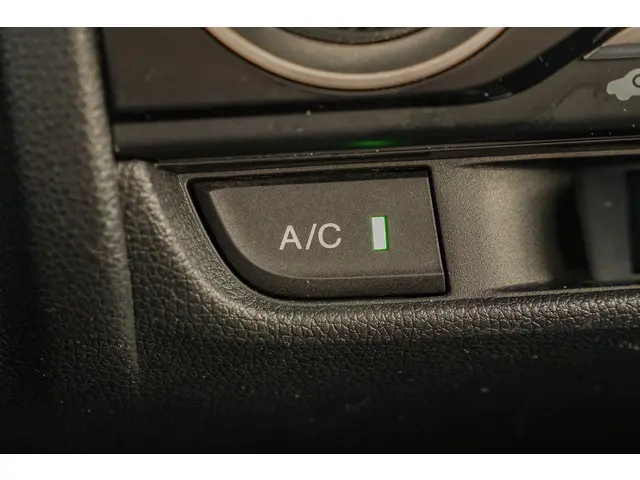 Honda Jazz 1.3i VTEC COMFORT 2019 Benzine 21