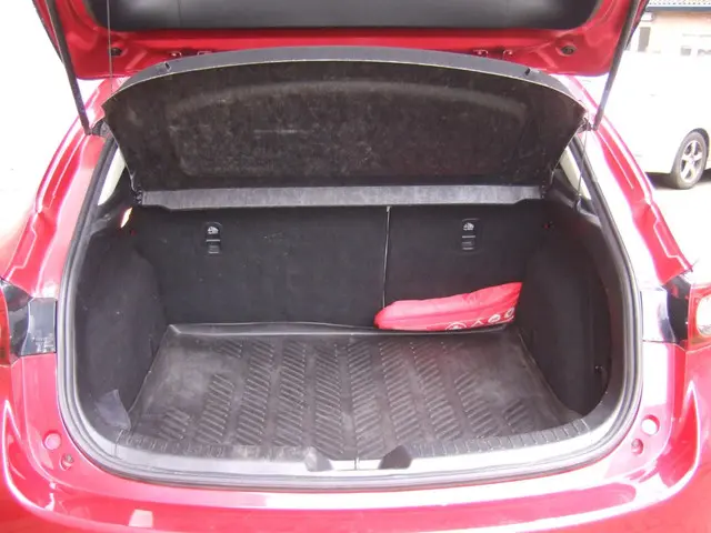 Mazda 3 2.0 HP GT-M 165 PK Trekhaak 2014 Benzine 17