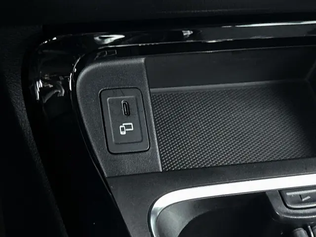 Mercedes-Benz B-Klasse 160 Advantage 2020 Benzine 36