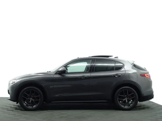 Alfa Romeo Stelvio 2.0 T AWD Veloce Aut- 2018 Benzine 38