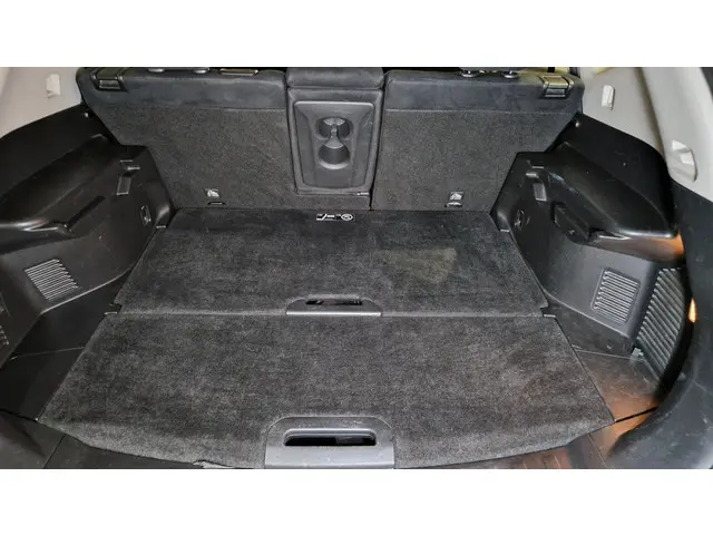 Nissan X-Trail 1.6 DIG-T N-Connecta 2017 Benzine 24
