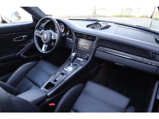 Porsche 911 3.0 CARRERA 4S PDK *BTW* 2017 Benzine 6