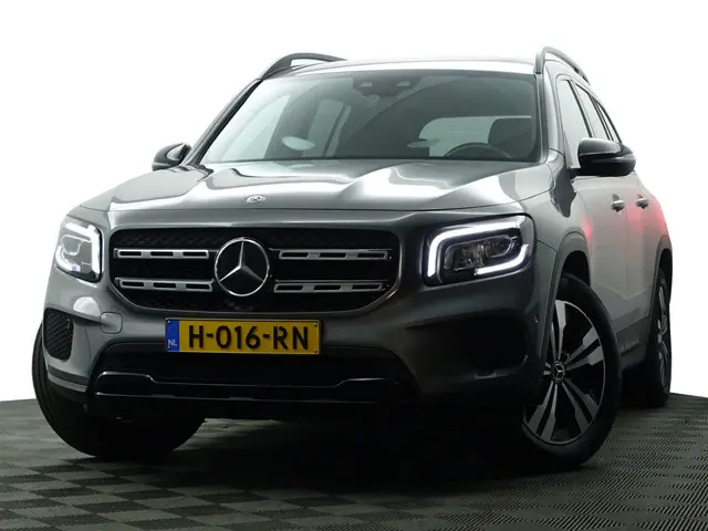 Mercedes-Benz GLB 200 Premium AMG Aut- 2020 Benzine 24