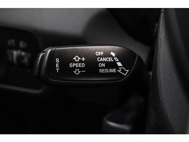 Audi A1 Sportback 1.2 TFSI Connect 2013 Benzine 18