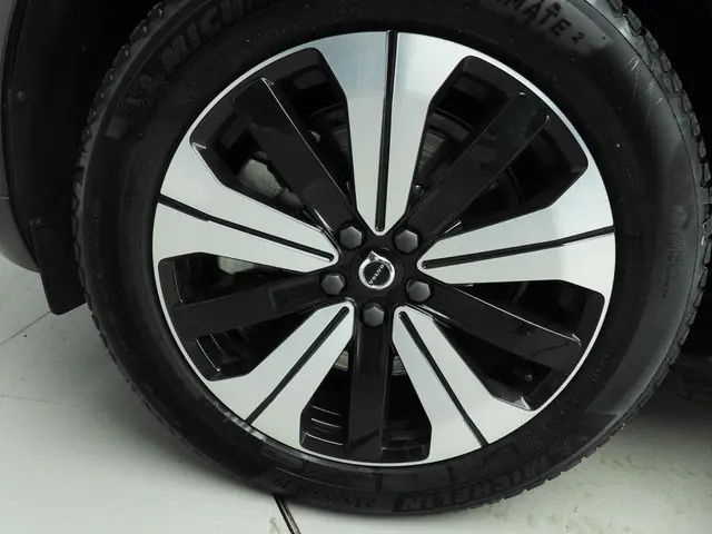 Volvo XC60 2.0 B4 Inscription 2022 Benzine 42