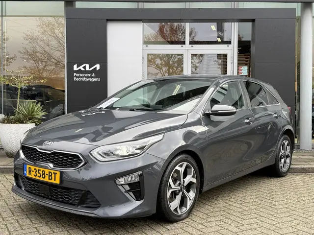 Kia Ceed 1.4 T-GDi DynamicPlusLine Automaat 2018 Benzine 1