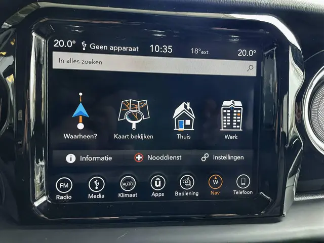 Jeep Wrangler Unlimited 2.0T Sahara 2019 Benzine 22
